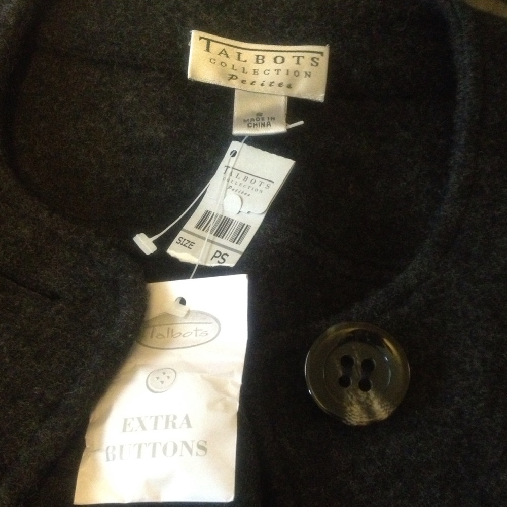 New - merino wool jacket with big buttons. - Picture 3 of 3